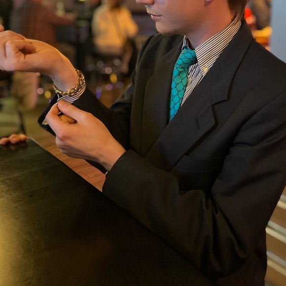 Meet your Posher, Cameron - Picture 3 of 3